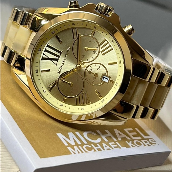 Michael Kors Women’s Bradshaw Gold-Tone Watch - Picture 3 of 11